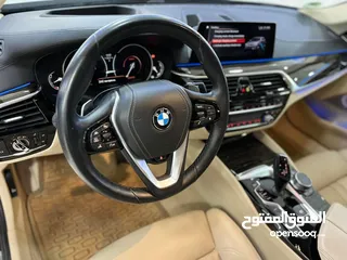  7 BMW530e2019