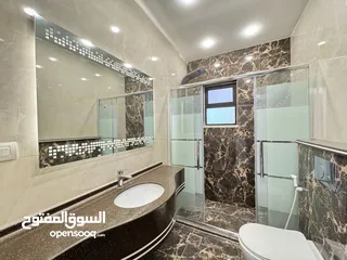  19 شقة  فاخره للبيع في ابو نصير بسعر مميز تشطيب ديلوكس بالقرب من الكليه البحريه