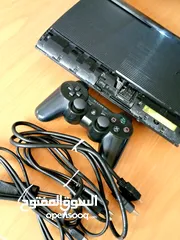  2 بلايستيشن 3 مستعمل للبيع مع كل اغراضه مهكر عليه 25لعبة و 3مكاتب لتنزيل الالعاب