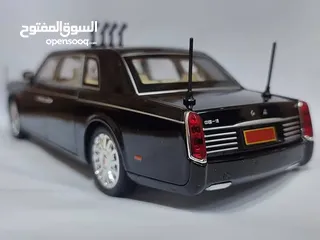  6 مجسم سيارة الرئيس الصيني حديد قياس 1/24 بتفتح كل الابواب وكاله . 30 دينار