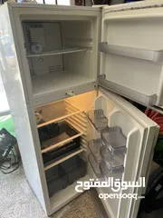  1 ثلاجة نوع ال جي