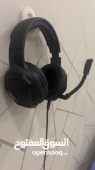  1 Headset pay only cash