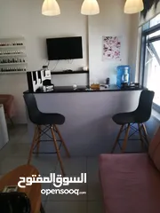  3 صالون سيدات للبيع حديث مجهز بالكامل