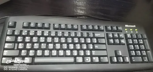  4 كيبورد Microsoft الأصلي
