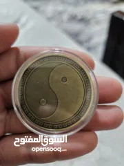  6 3 عملات تذكارية .