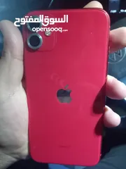  2 iphone 11 64 g بحالة ممتازة جدا