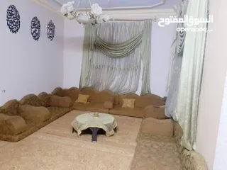  9 بيت مستقل للبيع في حي القمر الزواهره