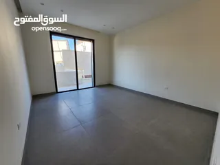  20 شقة طابقية فاخرة للبيع في عبدون  ref : 14383