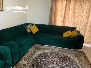  1 اثاث مستعمل ( شبه جديد)  بسعر مغري جداً