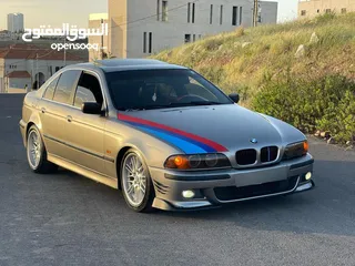  5 BMW 1997 شكل ال2003 لا تحتاج إلى أي صيانة