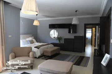  6 تملك فيلا العمر في ضاحية الأندلسية