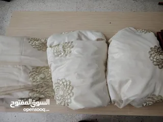  5 برادي استعمال خفيف ثلاثه لون بيج عرضهم مترين وسته لون قرميدي عرضهم متر سعرهم 50 وقفطان للبيع بسعر