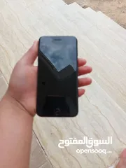  1 ايفون 8بلس.  64G