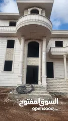  4 حجر طبيعي للبناء