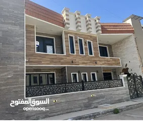  1 بيت في الحرية  حي الاكراد  خلف مستشفى الشرق الاوسط والمستشفى الحكومي  160 م  واجهه 13 م  بيت بناء