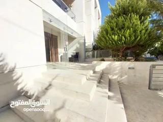  17 شقة للايجار في منطقة الدوار الرابع  ( Property 34694 ) سنوي فقط