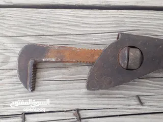  23 مفتاح رجت عتيق امريكي و مفتاح الماني