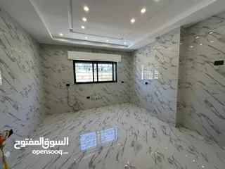  4 شقة للبيع في حي الصحابه ( Property ID : 38420 )