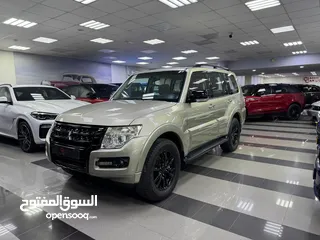  3 Mitsubishi pajero