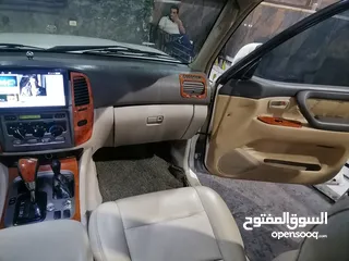  15 تويوتا لاند كروز موديل 2005