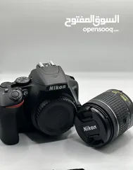  4 كاميرا نيكون D3500