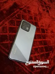  2 هاتف شاومي 13 بحالة الجديد للبيع بسعر لقطة