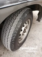  21 باص هيونداي H-100 مستعمل موديل 2001 ماتور 27 للبيع