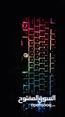  28 "عيش تجربة اللعب الكاملة مع كيبورد RGB بإضاءة متغيرة وتحكم كامل"