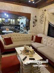  2 شقه سوبر ديلوكس في الجاردنز للبيع تستحق المشاهده بالقرب من سوق شاكر