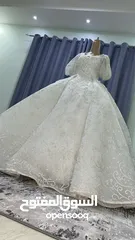  1 فستان زفاف للبيع