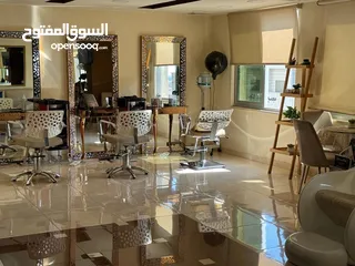  9 صالون سيدات للبيع  ( مجهز بالكامل) مشروع استثماري مميز وجاهز