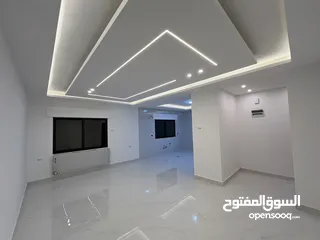 5 شقق مميزة مساحة 190 متر للبيع في شارع الحرية خلف دائرة اراضي جنوب عمان