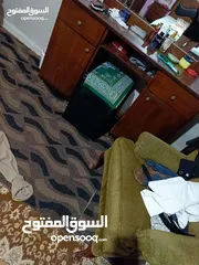  1 غرفه نوم بدها شوي تزبيطات  خشبها زان ممتازه