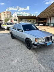  3 Mercedes-Benz E320