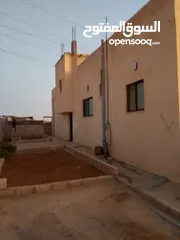  8 منزل بناء جديد 2 سنه