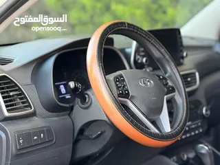  16 توسان ديزل ترخيص 19 مع فتحة دهان شركة عداد 75000