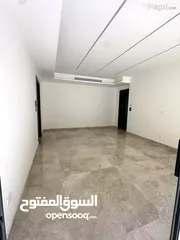  21 شقة غير مفروشة للايجار في عبدون  ( Property 38030 ) سنوي فقط