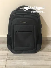 2 حقائب مدرسية للبيع / School bags for sale