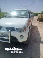  1 ميتسوبيشي l200