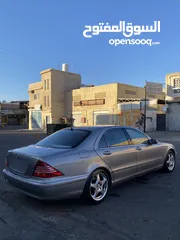  7 مرسيدس غواصة