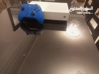  2 اكس بوكس ون اس ون تيرا للتبديل بفور  سلم  مع فرقية أو للبيع اقرأ وصف