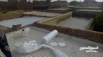  10 فني عازل مائي وحراري