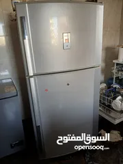  20 فريزرات عامود وفريزرات بطح وثلاجات عدة أحجام وافران وغسالات