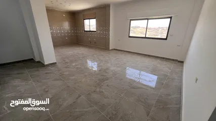  4 شقق طابقيه 170 متر فاخره  للبيع في الزرقاء الجديده شارع الونك (الكرامه)