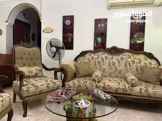  4 طقم كنب بحال الوكالة ونوع خشب زان