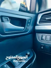  29 تويوتا هايلاندر هايبرد 2017   محرك 3500 cc  صنف ليمتد  6 مقاعد  اعلى صنف