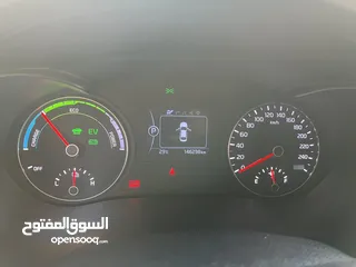  12 كيا K5 هايبرد موديل ال 2018 لون فيراني ميتالك  فحص اربعة جيد ولا ملاحظة فل كامل عدا الفتحة - كاش