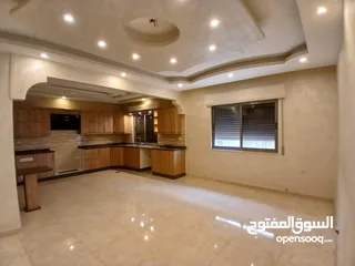  15 شقه فارغه للايجار سوبر ديلوكس في الجبيهه حي ام زويتينه طابق شبه ارضي وليست تسويه بحالة الجديده