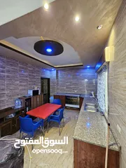  19 شقه فاخره للبيع
