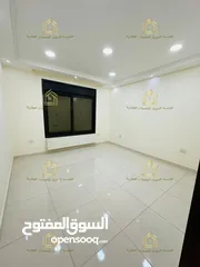  4 شقة فاخرة - لم تسكن - طريق المطار - 3نوم 2ماستر - 205م - أول  - تستحق المشاهدة